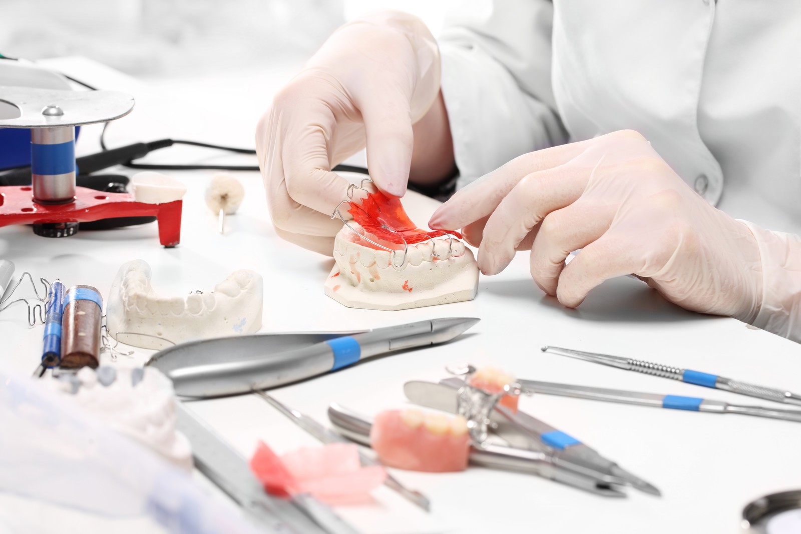 do partial dentures cause receding gums