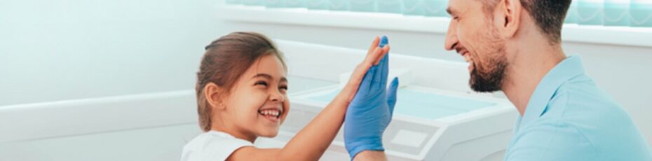 what are the benefits of seeing a pediatric dentist early