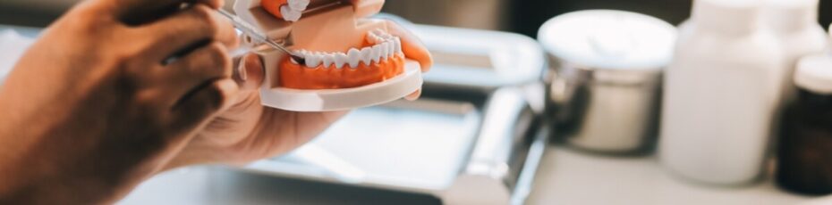 are dentures comfortable tips for adjusting to your new smile