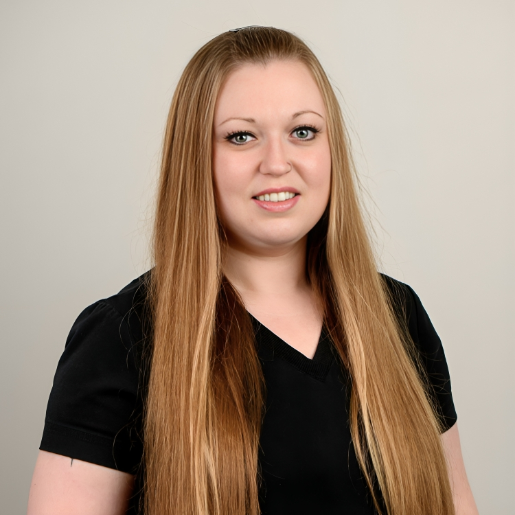 jamie-dental-assistant